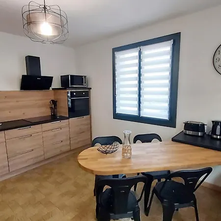 L'orée Des Champs *